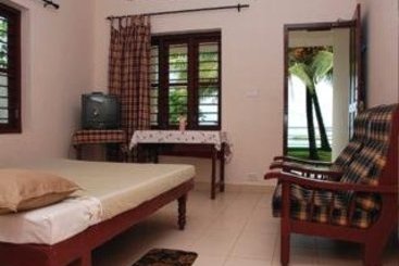 Hotel Kumarakom Lake Resort Kottayam