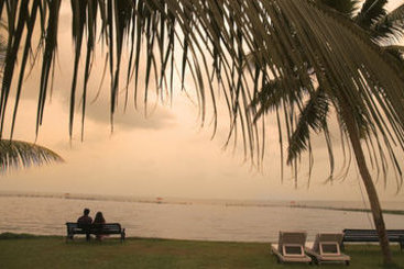 Hotel Kumarakom Lake Resort 8