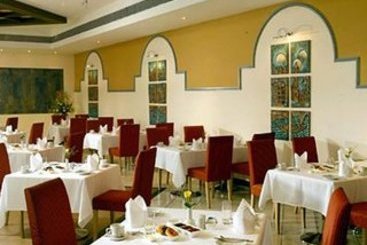 Hotel The Retreat By Zuri