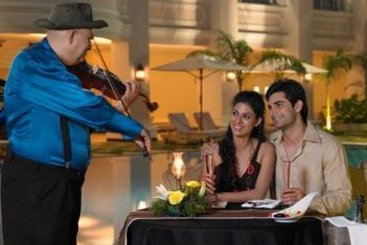 Hotel The Retreat By Zuri 11