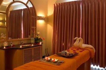 Hotel The Retreat By Zuri 15