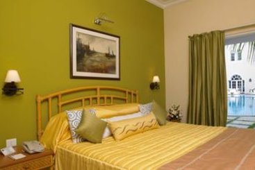 Hotel The Retreat By Zuri 7