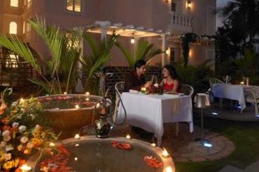 Hotel The Retreat By Zuri 9