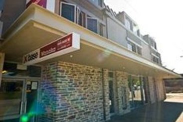 Hotel Base Backpackers Wanaka 1