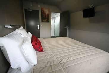 Hotel Base Backpackers Wanaka 11