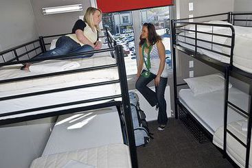 Hotel Base Backpackers Wanaka 9