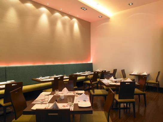 Hotel Royal Orchid Central Pune 20