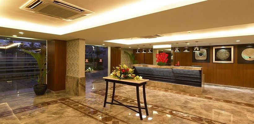 Hotel Royal Orchid Golden Suites 4