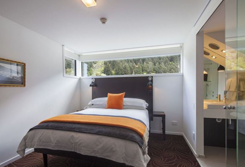Queenstown Park Boutique Hotel 1