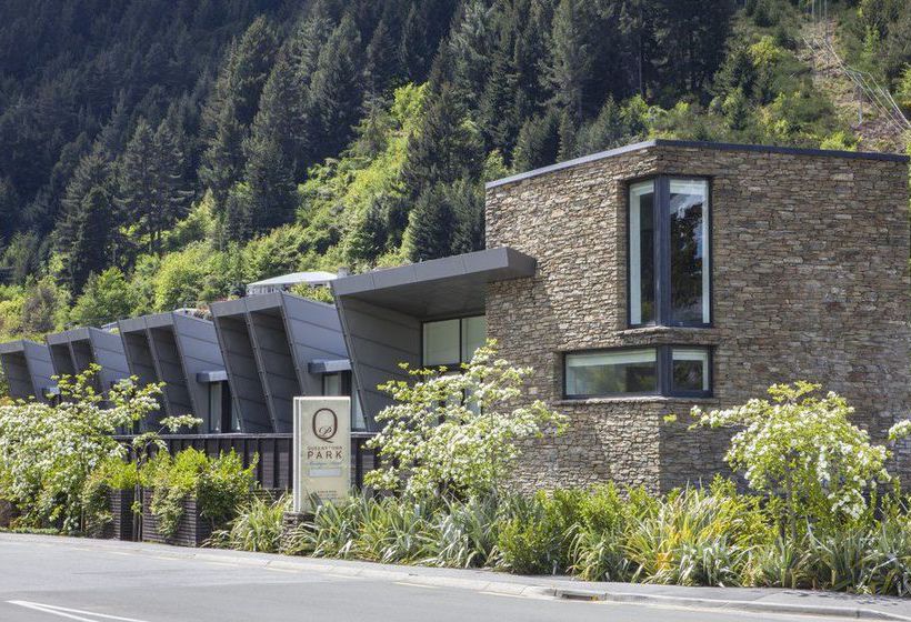 Queenstown Park Boutique Hotel 12