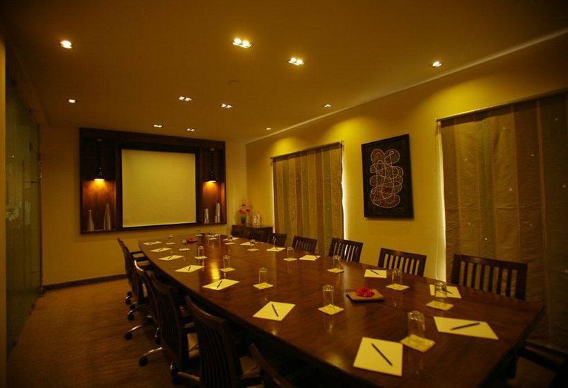 Hotel jüSTa Indiranagar Bangalore 11