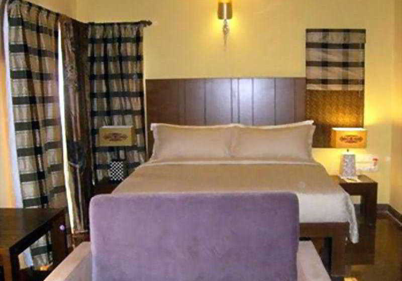 Hotel jüSTa Indiranagar Bangalore 18