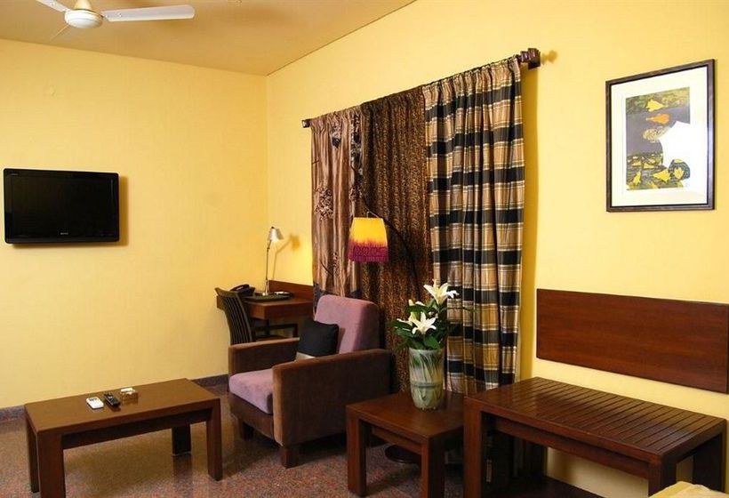 Hotel jüSTa Indiranagar Bangalore 6