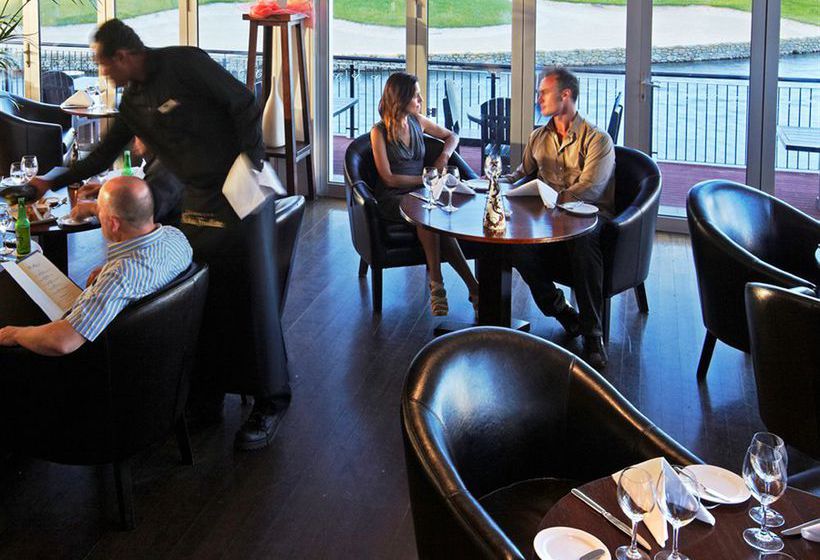 Hotel Peppers Clearwater Resort 1