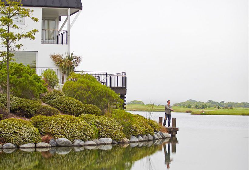 Hotel Peppers Clearwater Resort 12