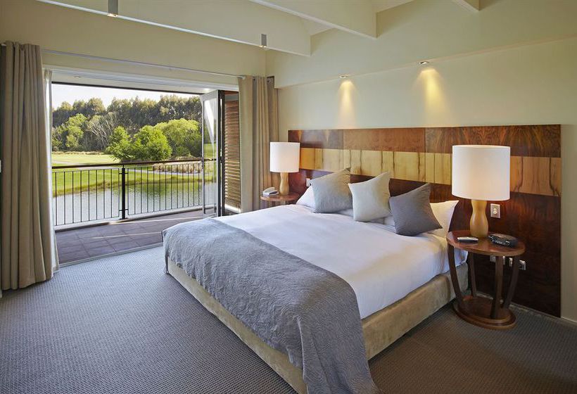 Hotel Peppers Clearwater Resort 19