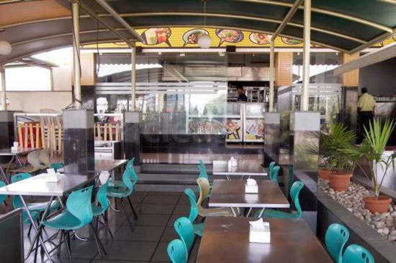 Bizz Tamanna Hotel 11