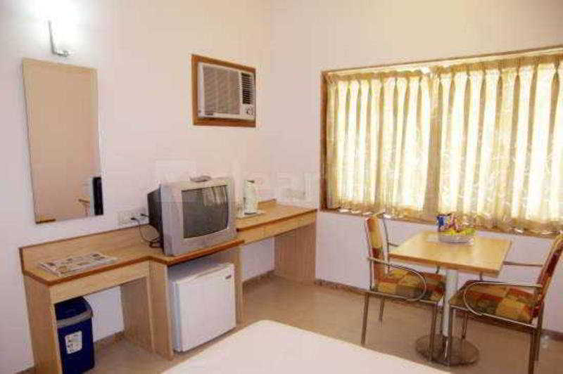 Bizz Tamanna Hotel 20