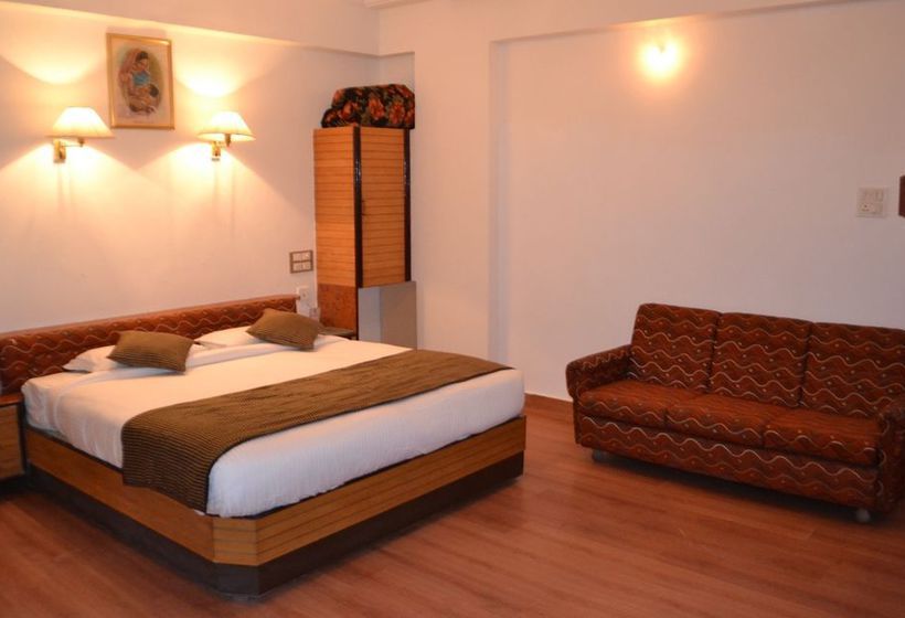 Hotel Chandra Inn 13