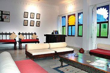 Hotel Jaiwana Haveli 10