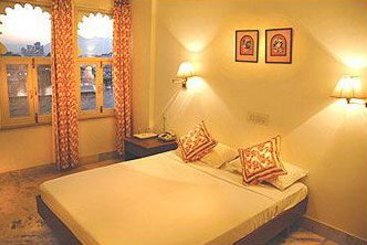 Hotel Jaiwana Haveli 8