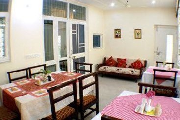 Hotel Garden Villa Homestay 2