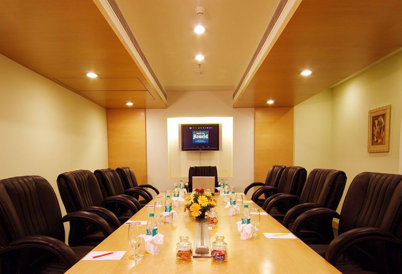 Hotel Aditya Hometel 4