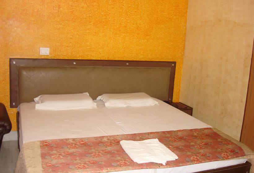 Hotel Rama Residency 4