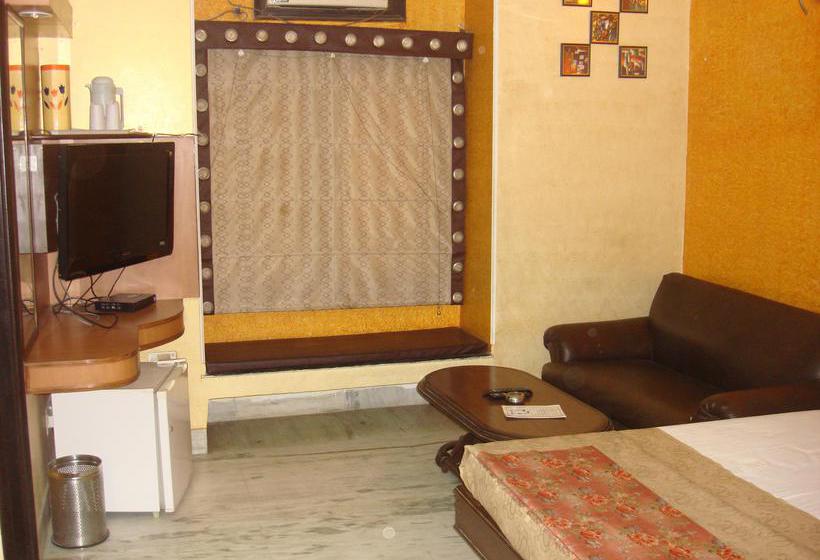 Hotel Rama Residency 8