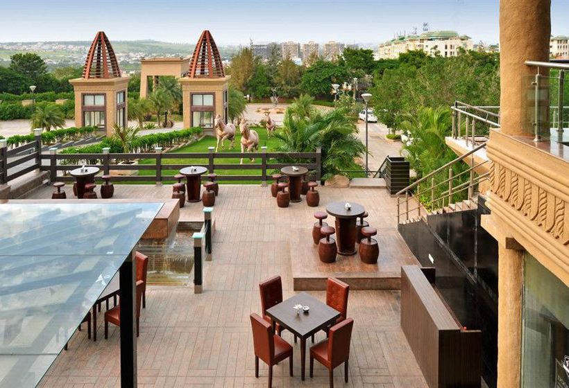 Hotel The Corinthians Resort & Club Pune 2