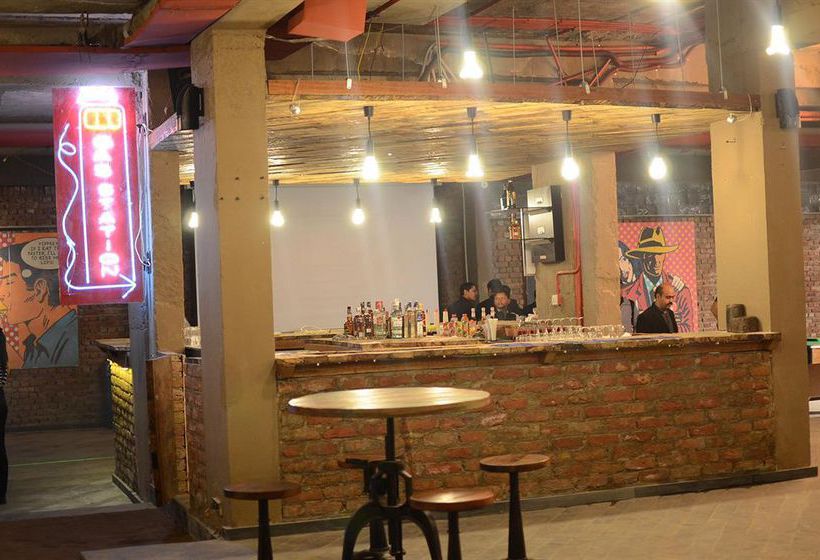 Hotel 32nd Milestone 1