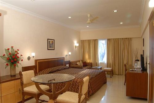 Hotel Juhu Plaza 11