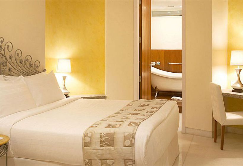 Waterstones Hotel Mumbai 20