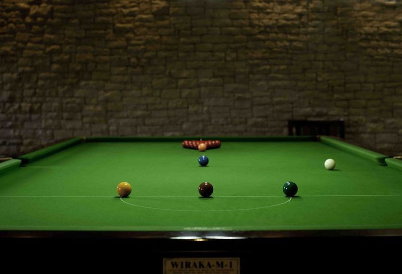 Waterstones Hotel Mumbai 6