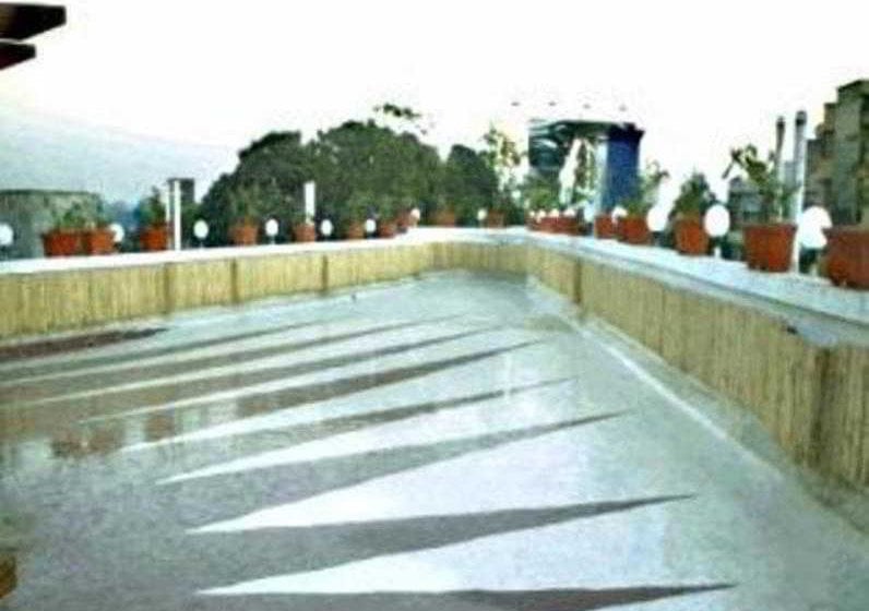 Hotel Bandra Residency 9