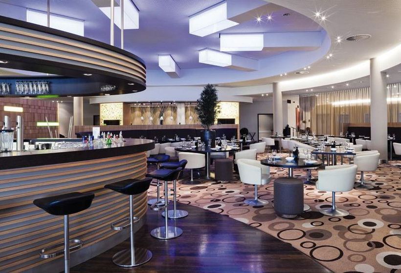 Radisson Blu Hotel Hamburg Airport 12