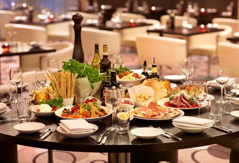 Radisson Blu Hotel Hamburg Airport 13