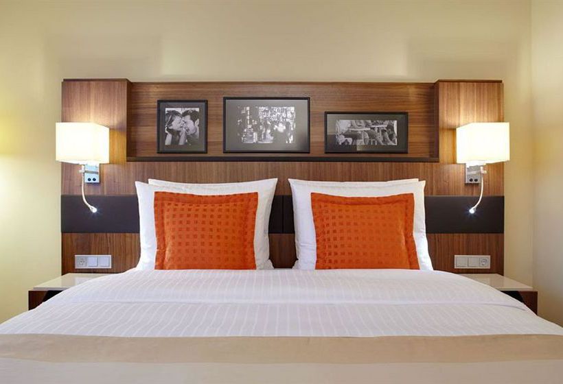 Radisson Blu Hotel Hamburg Airport 16