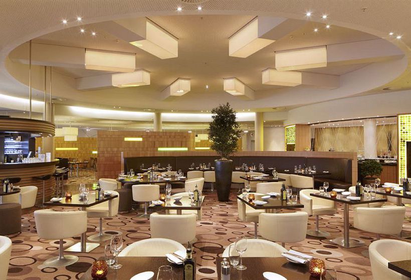Radisson Blu Hotel Hamburg Airport 2