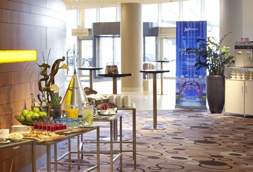 Radisson Blu Hotel Hamburg Airport 6