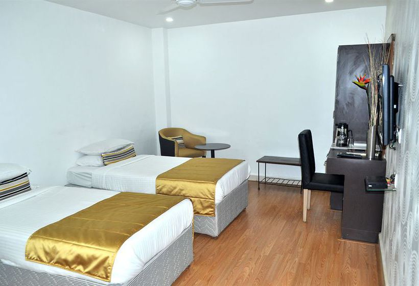 Mumbai Metro The Executive Hotel 1