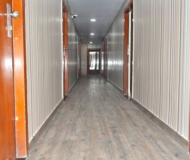 Mumbai Metro The Executive Hotel 16