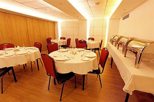 Mumbai Metro The Executive Hotel 19