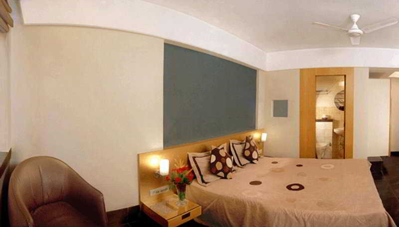 Hotel Golden Swan 11