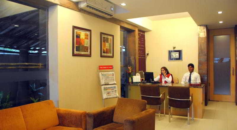 Hotel Golden Swan 13