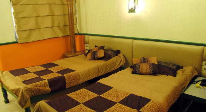 Hotel Golden Swan 14