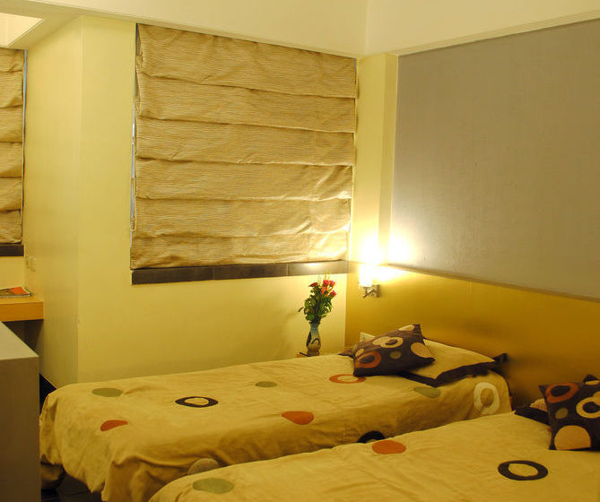 Hotel Golden Swan 18