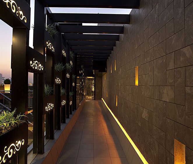 Hotel Yogi Executive 5