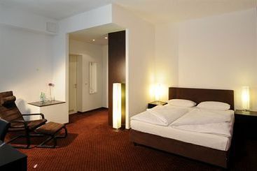 Novum Hotel City B Berlin 8