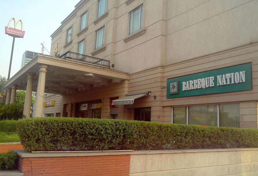 Hotel Savoy Suites 2